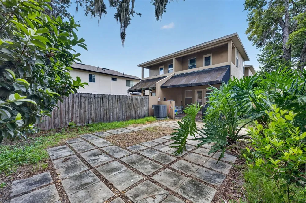 1071 ARAGON AVENUE Winter Park, FL 32789