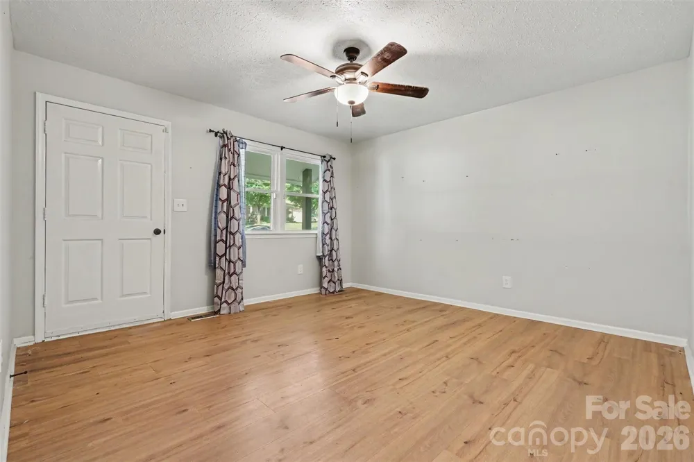 1328 Newton Street Shelby, NC 28150