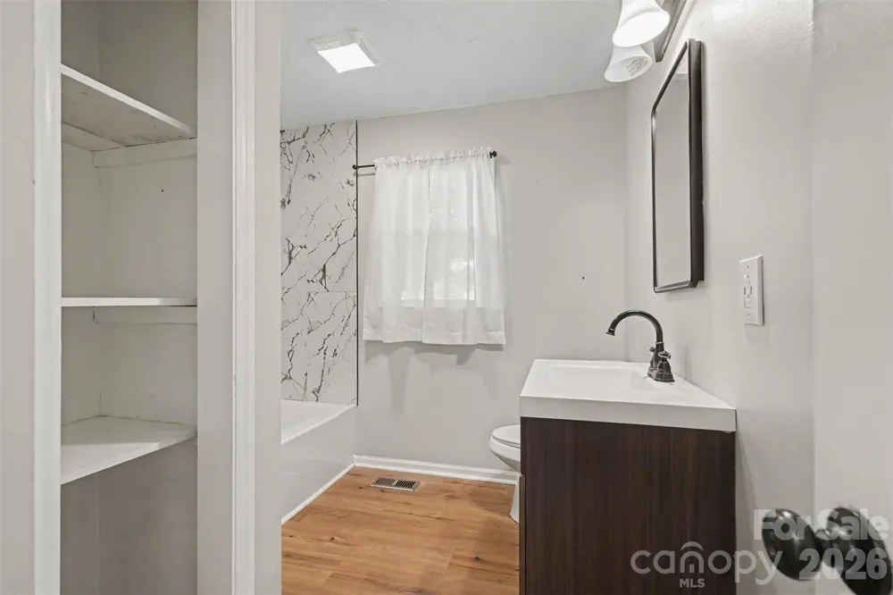 1328 Newton Street Shelby, NC 28150