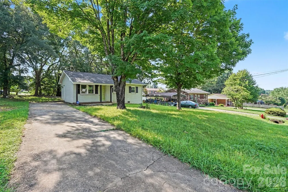 1328 Newton Street Shelby, NC 28150
