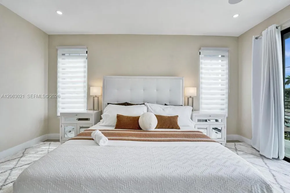 1103 NE 16th Ter #1 Fort Lauderdale, FL 33304