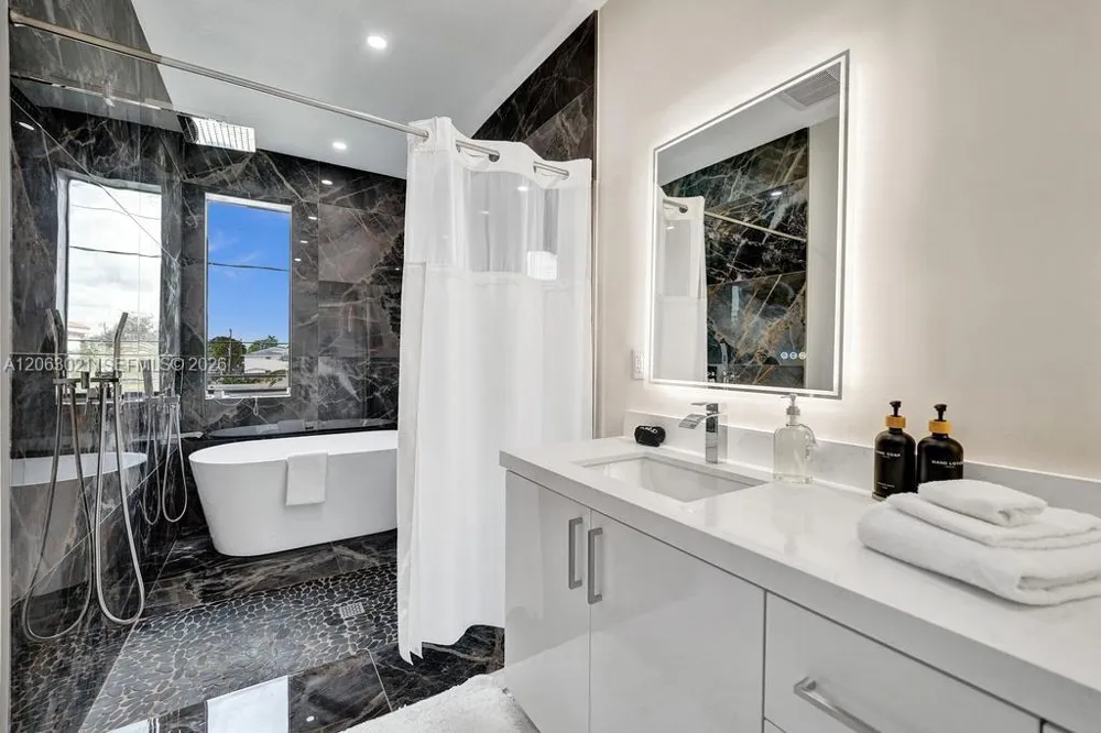 1103 NE 16th Ter #1 Fort Lauderdale, FL 33304