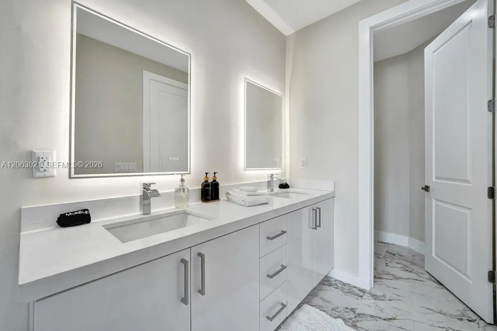 1103 NE 16th Ter #1 Fort Lauderdale, FL 33304