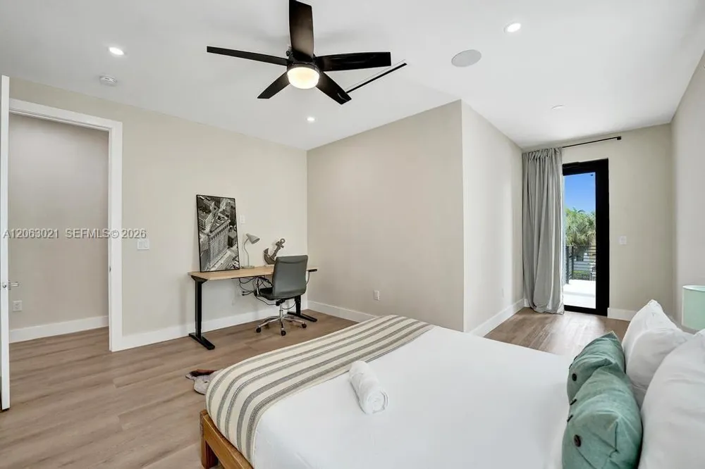 1103 NE 16th Ter #1 Fort Lauderdale, FL 33304
