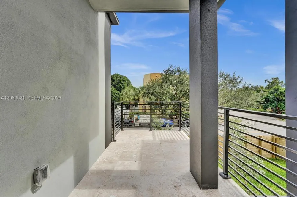 1103 NE 16th Ter #1 Fort Lauderdale, FL 33304