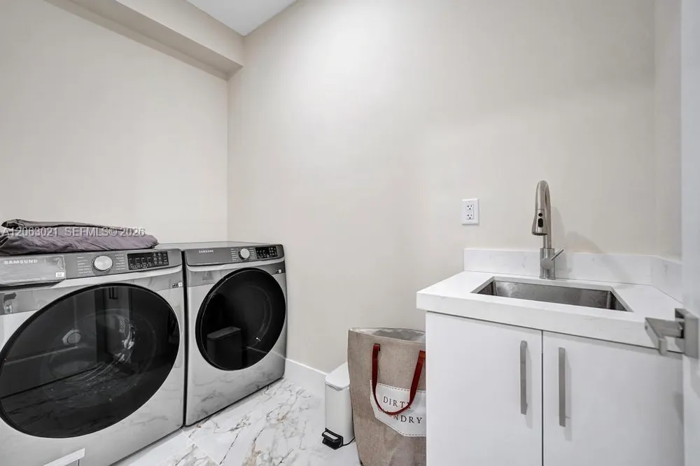 1103 NE 16th Ter #1 Fort Lauderdale, FL 33304