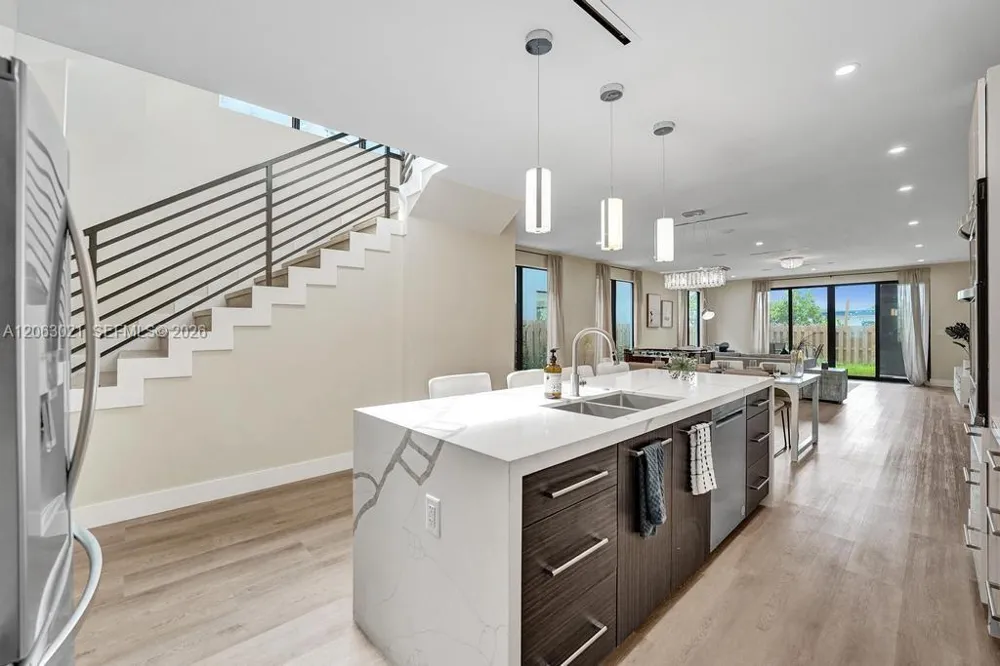 1103 NE 16th Ter #1 Fort Lauderdale, FL 33304
