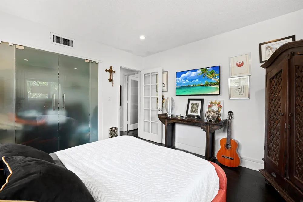 7 Middlesex Drive Wilton Manors, FL 33305