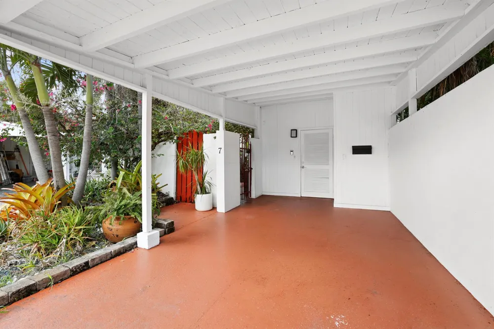 7 Middlesex Drive Wilton Manors, FL 33305