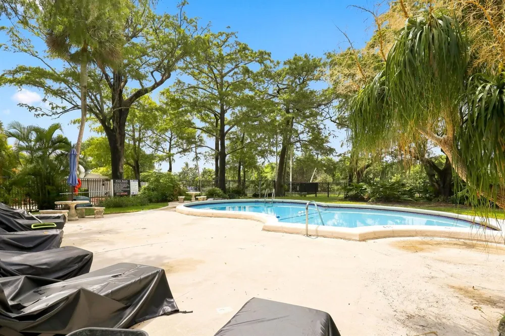 7 Middlesex Drive Wilton Manors, FL 33305