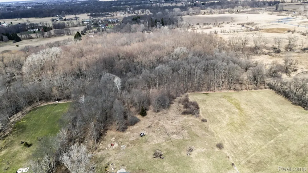 5516 W Lowe Road Howell Township, MI 48836