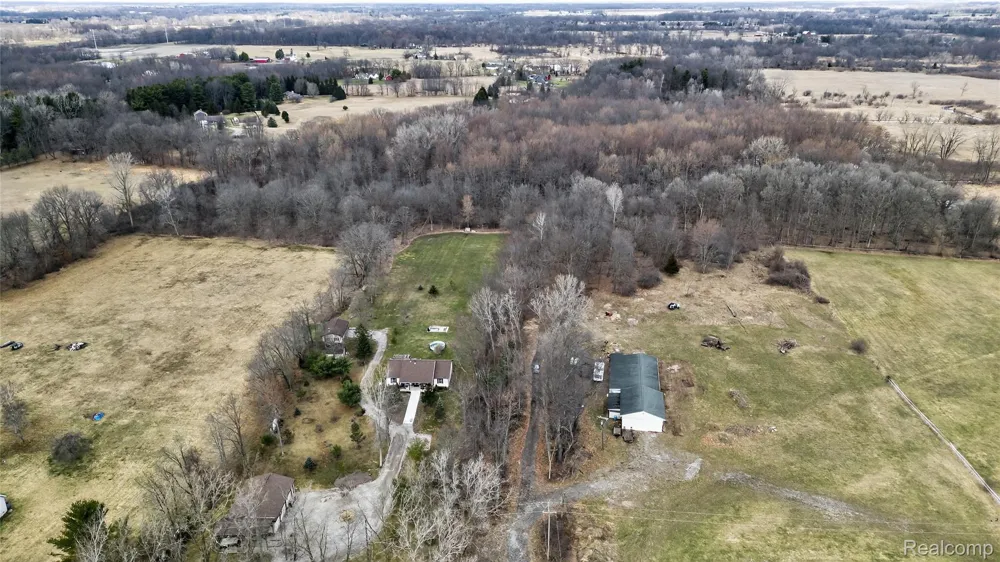 5516 W Lowe Road Howell Township, MI 48836