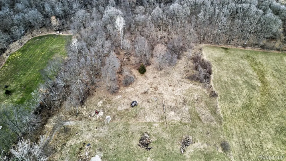 5516 W Lowe Road Howell Township, MI 48836