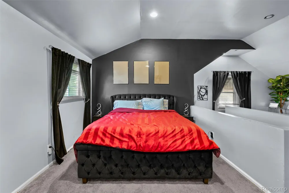 15610 Veronica Avenue Eastpointe City, MI 48021