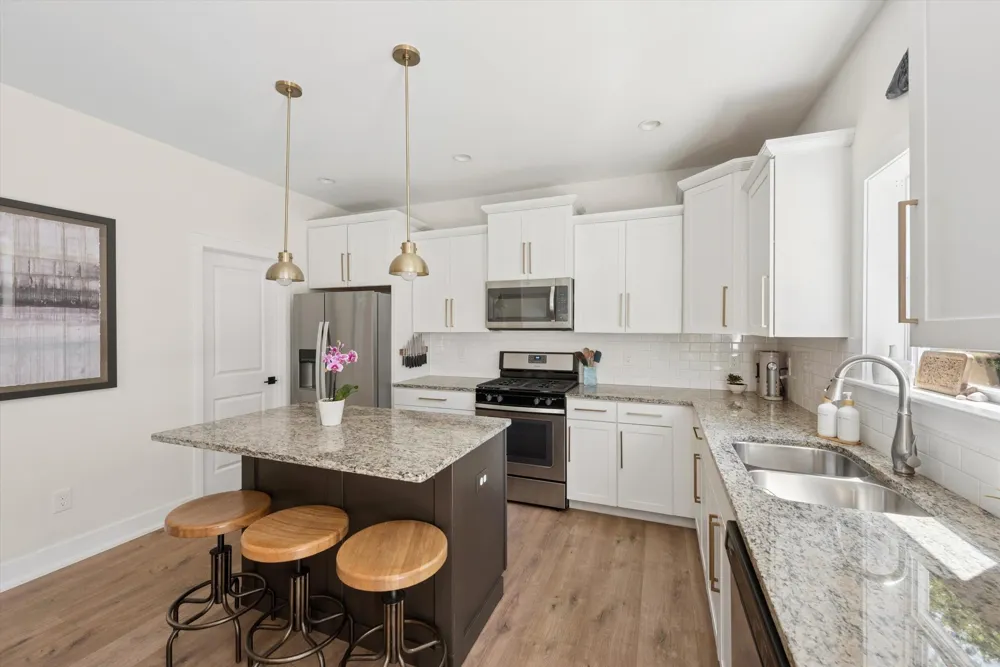 7242 Pacific Avenue Casco Township, MI 49090