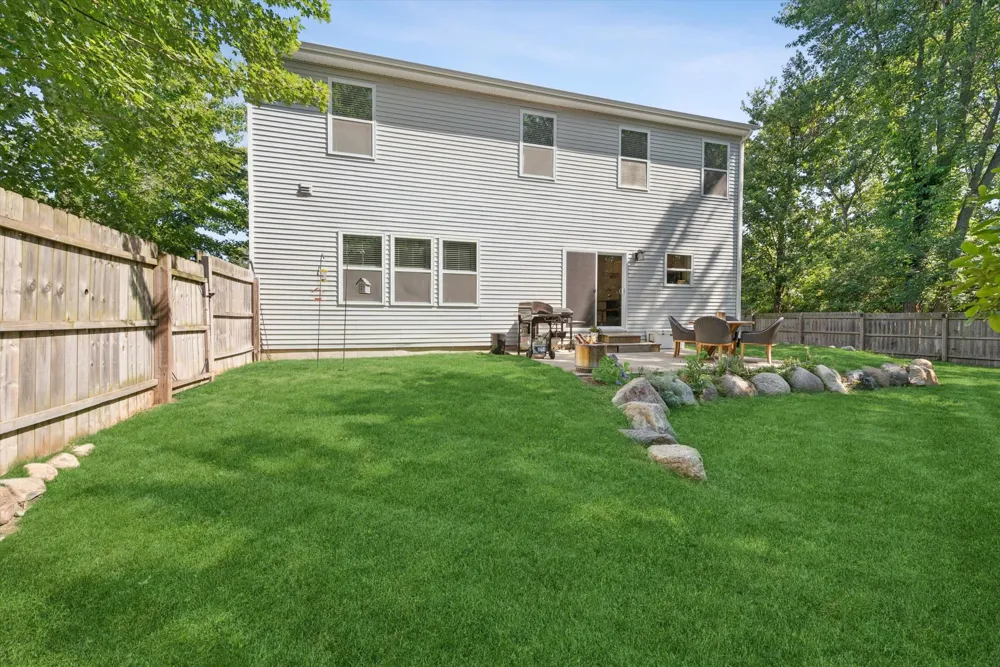 7242 Pacific Avenue Casco Township, MI 49090