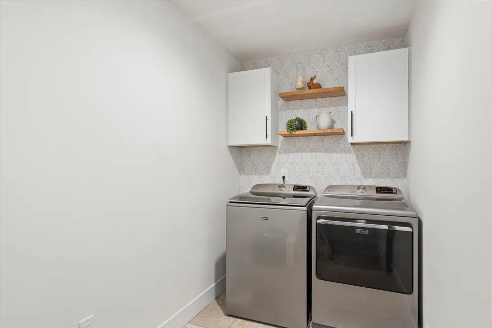 7242 Pacific Avenue Casco Township, MI 49090