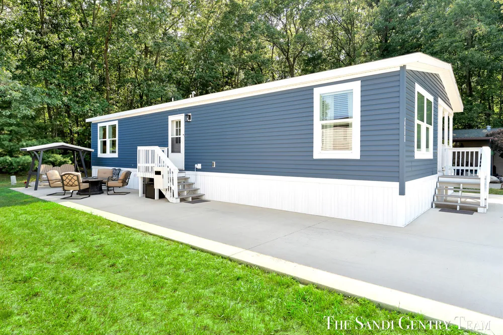 14940 Saint Lawrence Drive Spring Lake Township, MI 49456