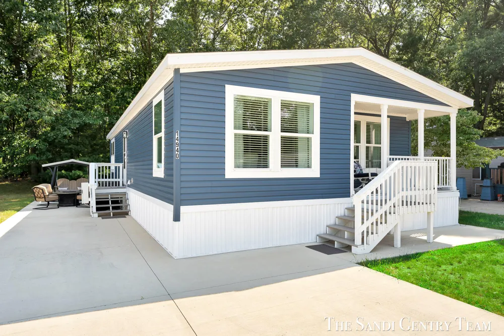 14940 Saint Lawrence Drive Spring Lake Township, MI 49456