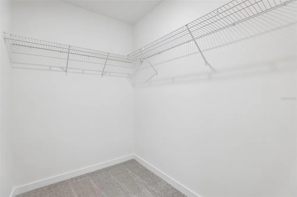 2704 MEADOW CREST DRIVE St Cloud, FL 34773