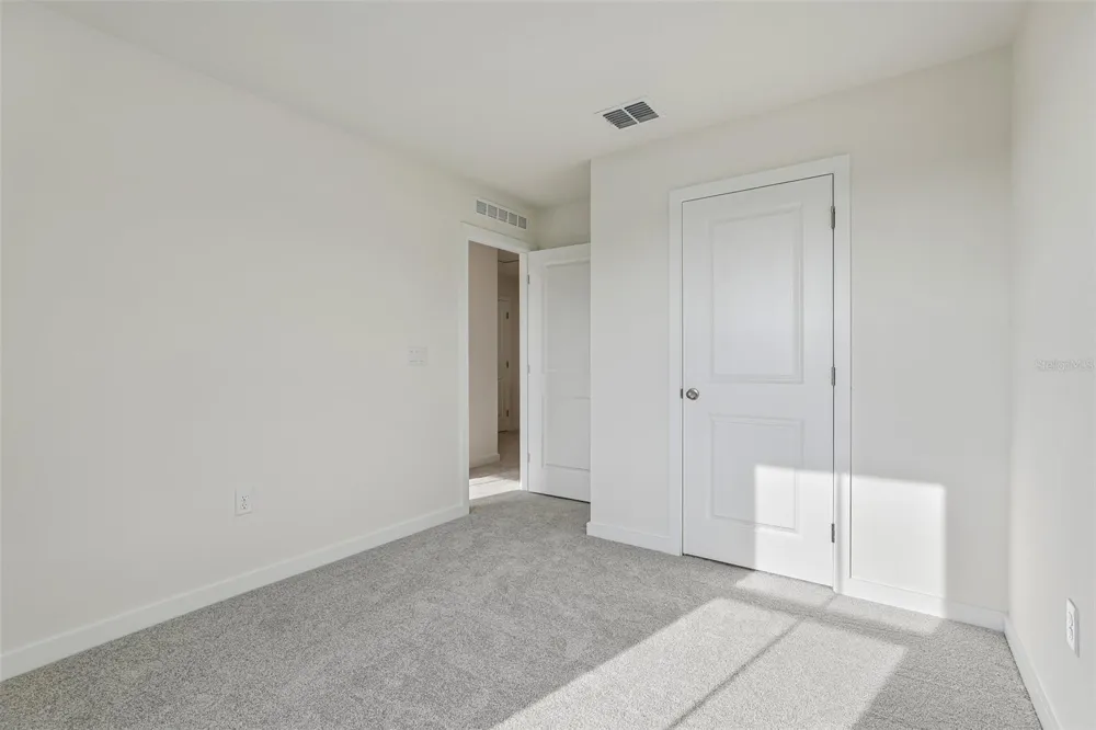 2704 MEADOW CREST DRIVE St Cloud, FL 34773