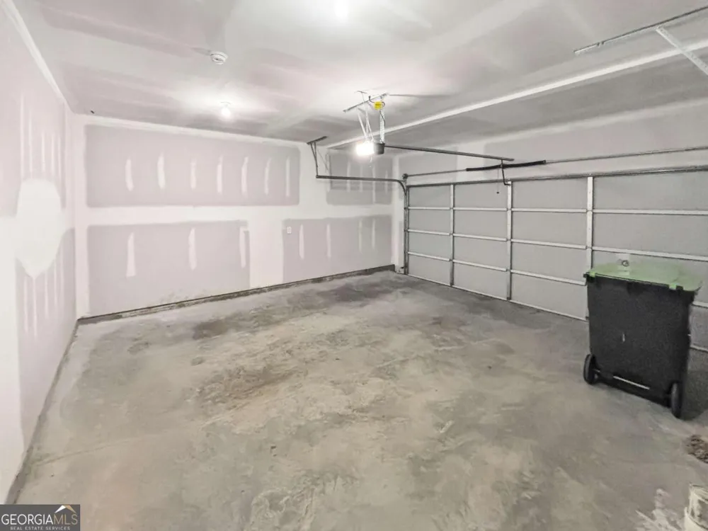 5784 Silver Lake DR Mableton, GA 30126