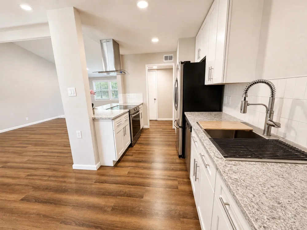 901 Melrose Drive Richardson, TX 75080