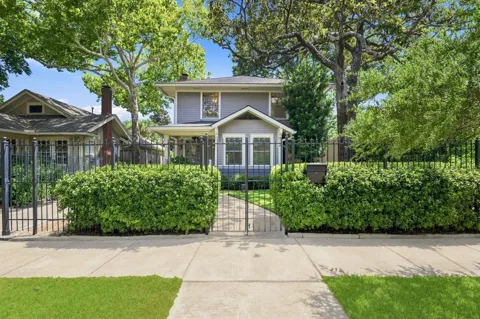 611 W Main Street