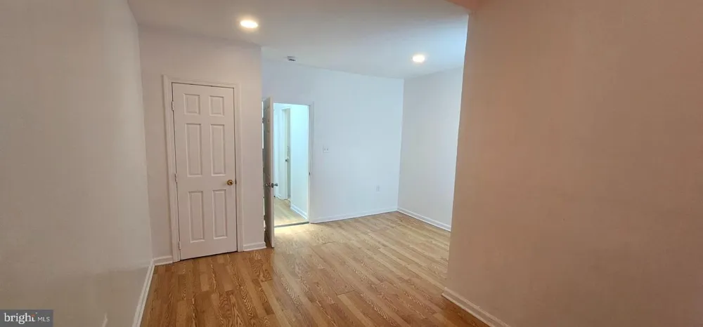 2548 OSWEGO AVENUE Baltimore, MD 21215