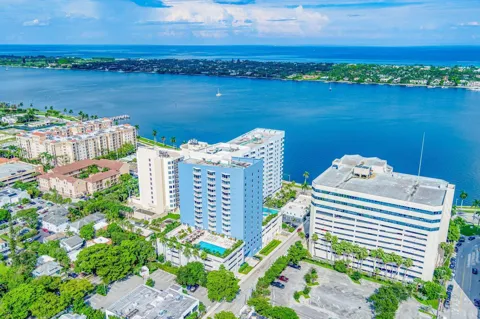 1551 Flagler Drive #804