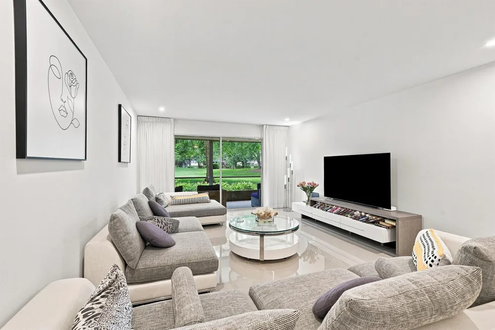 2405 Antigua Circle #L1 Coconut Creek, FL 33066