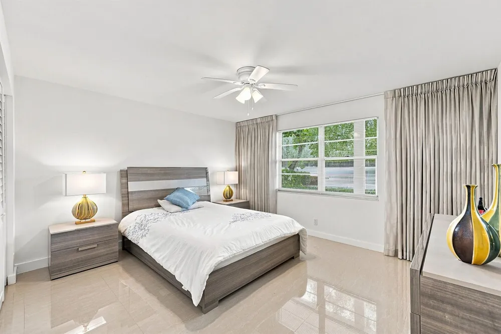 2405 Antigua Circle #L1 Coconut Creek, FL 33066