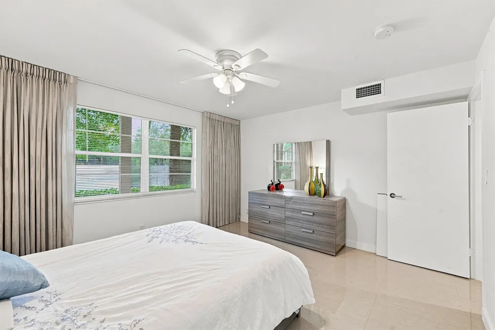 2405 Antigua Circle #L1 Coconut Creek, FL 33066