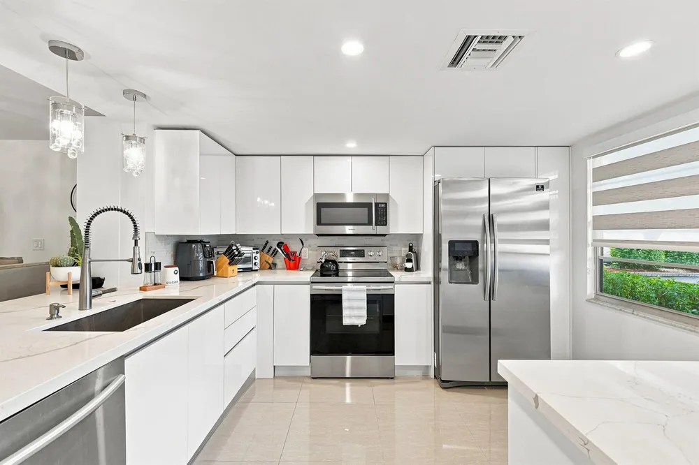 2405 Antigua Circle #L1 Coconut Creek, FL 33066