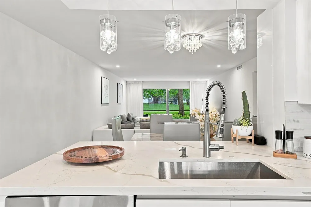2405 Antigua Circle #L1 Coconut Creek, FL 33066