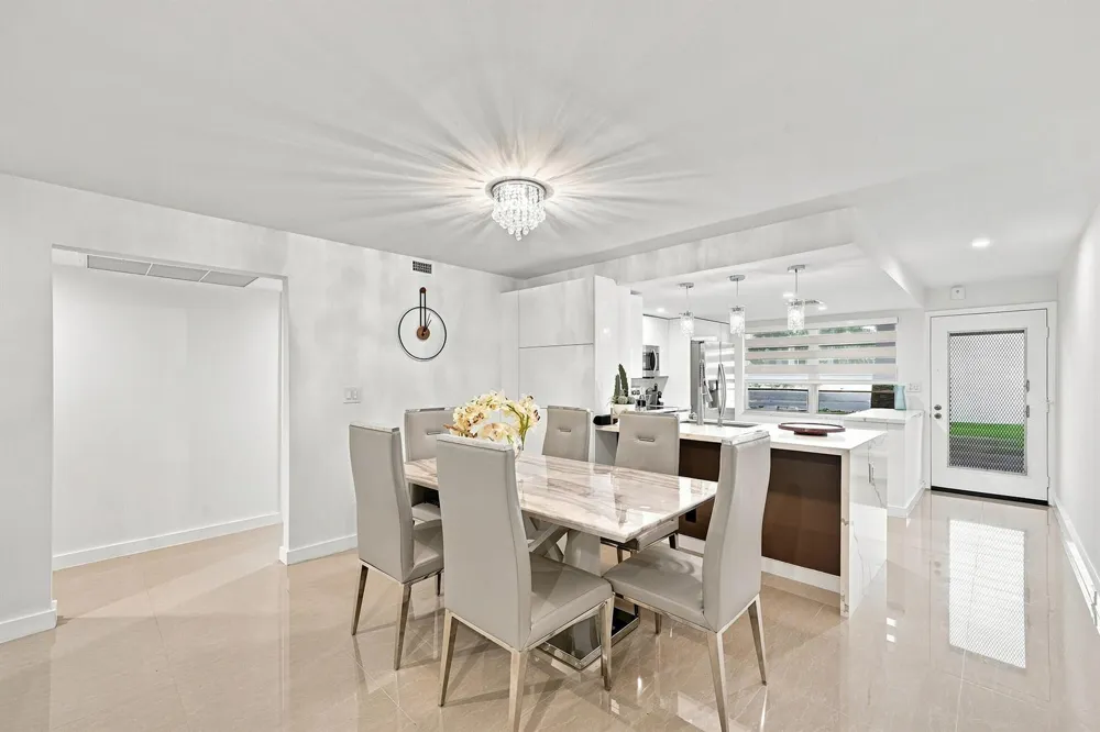 2405 Antigua Circle #L1 Coconut Creek, FL 33066