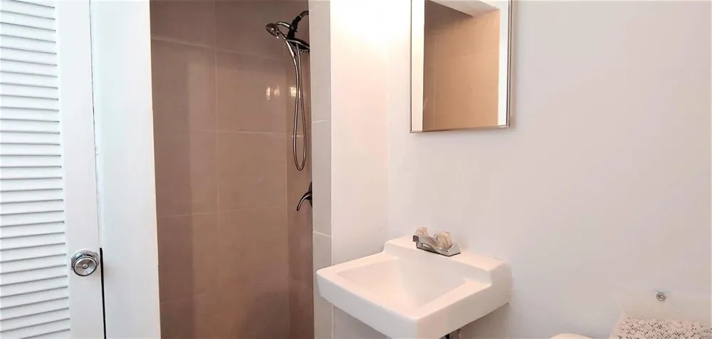 2400 Park Avenue #2 Riviera Beach, FL 33404