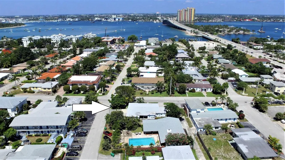 2400 Park Avenue #2 Riviera Beach, FL 33404