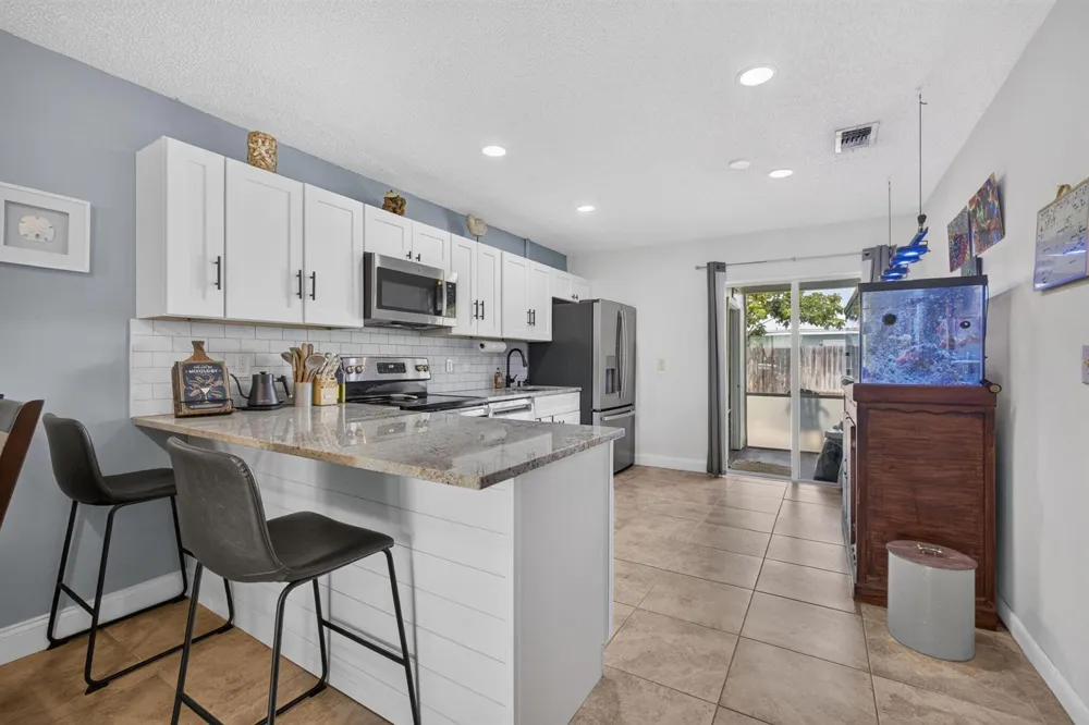 8717 SE SANDY LANE Hobe Sound, FL 33455