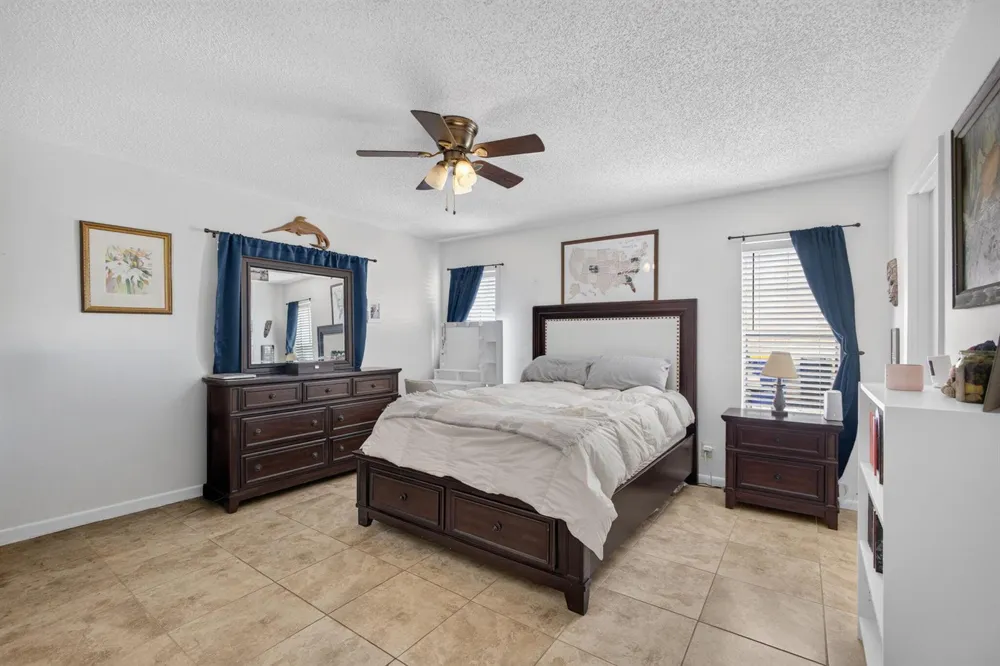 8717 SE SANDY LANE Hobe Sound, FL 33455