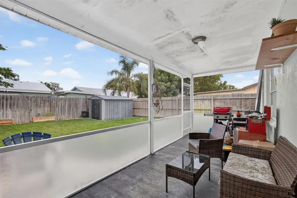 8717 SE SANDY LANE Hobe Sound, FL 33455