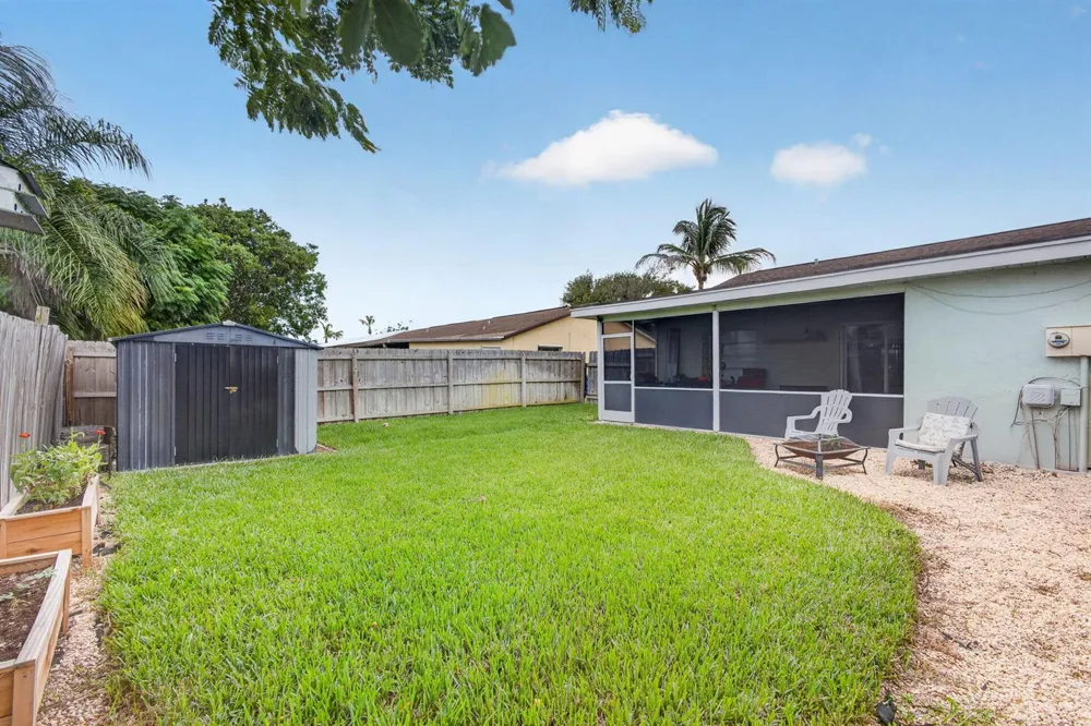 8717 SE SANDY LANE Hobe Sound, FL 33455