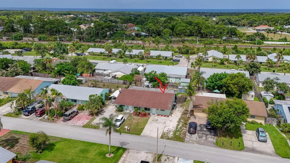 8717 SE SANDY LANE Hobe Sound, FL 33455