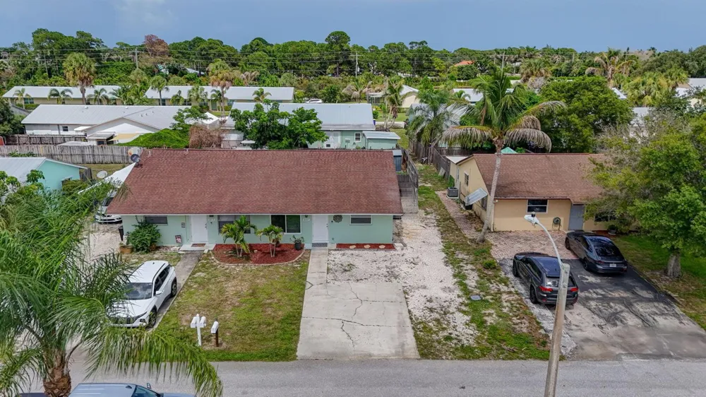 8717 SE SANDY LANE Hobe Sound, FL 33455