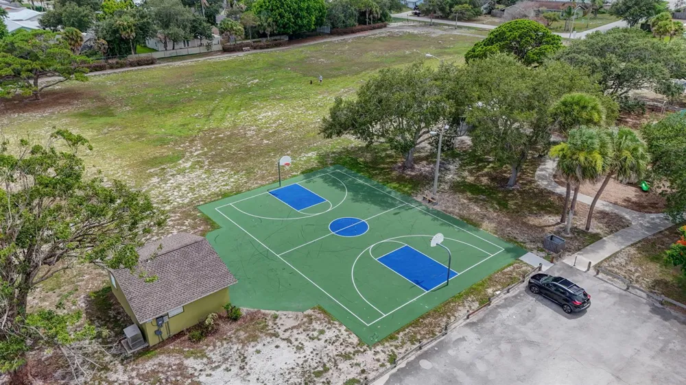8717 SE SANDY LANE Hobe Sound, FL 33455