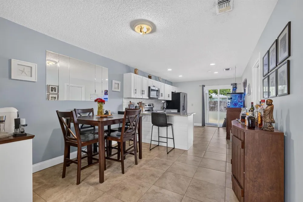 8717 SE SANDY LANE Hobe Sound, FL 33455