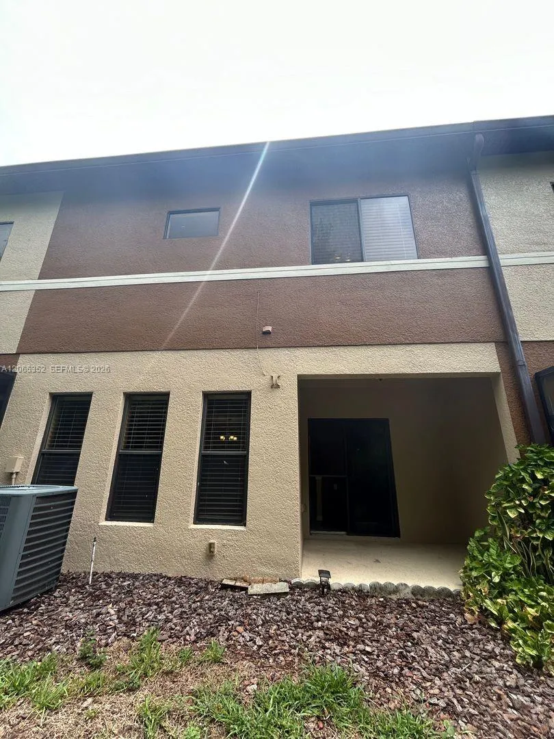 6018 TIVOLI GARDENS BLVD Orlando, FL 32829