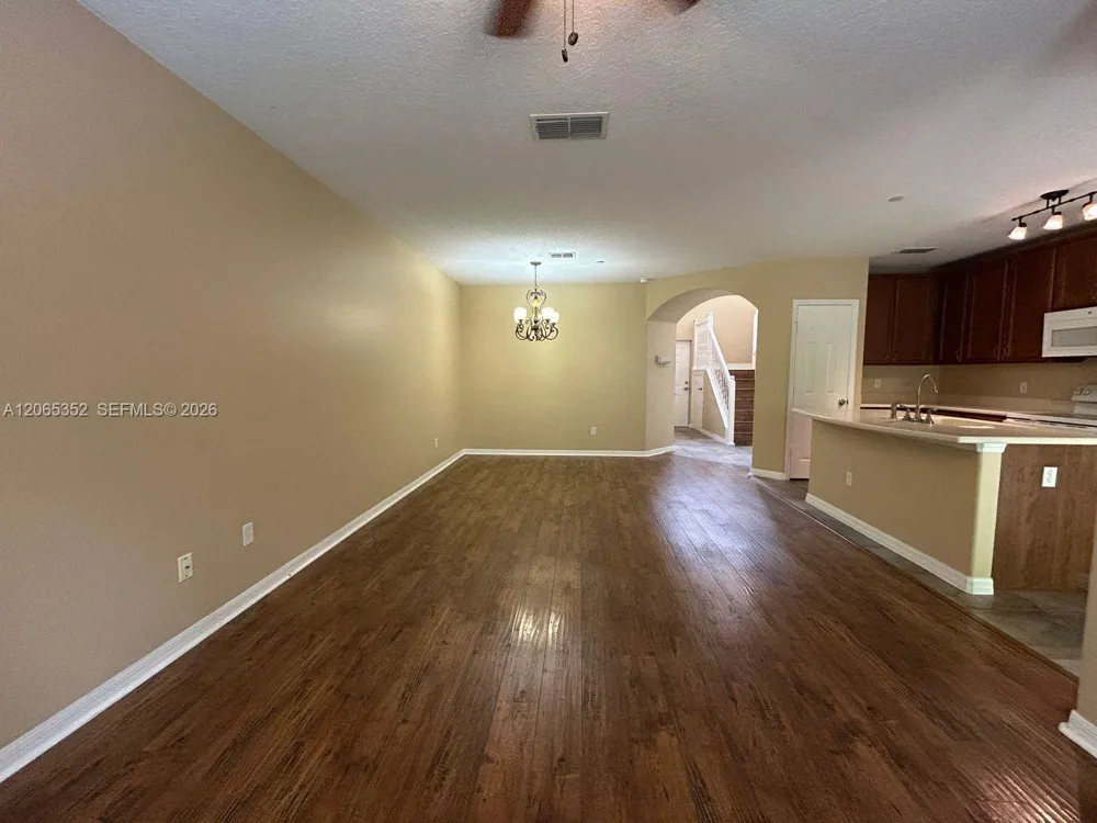 6018 TIVOLI GARDENS BLVD Orlando, FL 32829