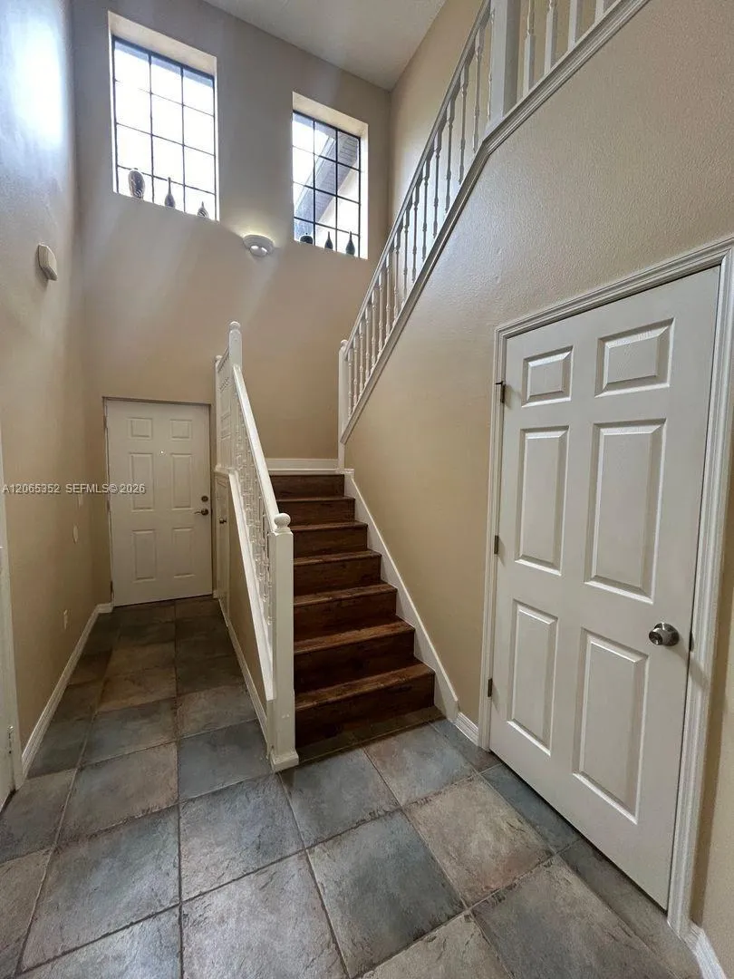 6018 TIVOLI GARDENS BLVD Orlando, FL 32829