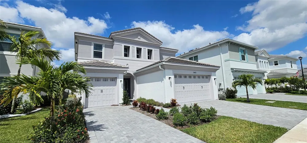 5461 EMPIRE DRIVE 